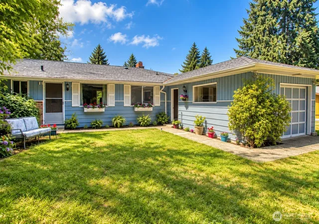Photo 1 of Single family home for sale at 11826 Ne Manzanita Ln, Bainbridge Island, WA 98110 | MLS# NWM2557056 | Listing updated on 2026-09-29