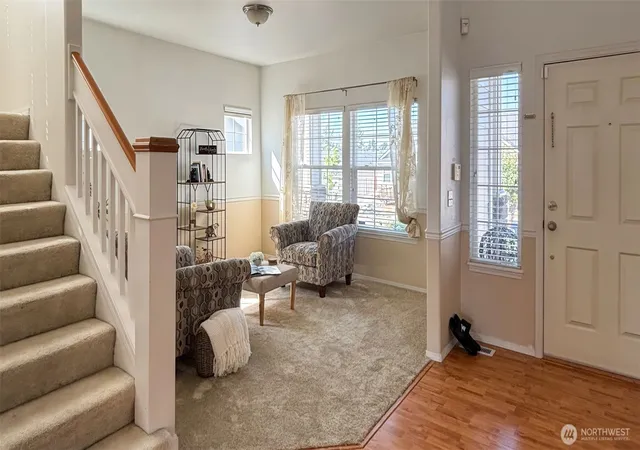 Photo 3 of Single family home for sale at 1723 Sw 344th Place, Federal Way, WA 98023 | MLS# NWM2557057 | Listing updated on 2026-09-22