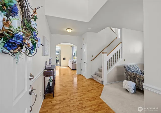 Photo 4 of Single family home for sale at 1723 SW 344th Place, Federal Way, WA 98023 | MLS# NWM2557057 | Listing updated on 2026-09-22