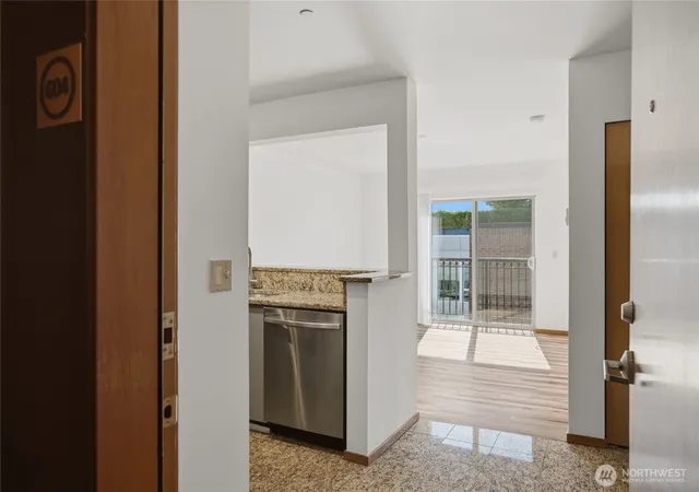 Photo 4 of Condo for sale at 1125 E Olive St #604, Seattle, WA 98122 | MLS# NWM2557074 | Listing updated on 2026-09-22
