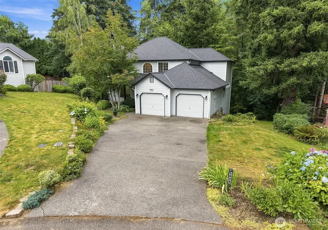 Photo 2 of Single family home for sale at 1838 52nd Way Se, Olympia, WA 98501 | MLS# NWM2557085 | Listing updated on 2026-10-01