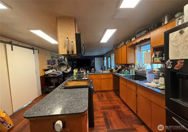 Photo 4 of Single family home for sale at 664 State Route 409, Cathlamet, WA 98612 | MLS# NWM2557088 | Listing updated on 2026-09-23