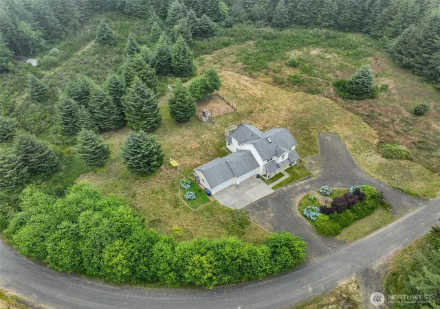 Photo 3 of Single family home for sale at 36 Daring Ln, Aberdeen, WA 98520 | MLS# NWM2557123 | Listing updated on 2026-09-22