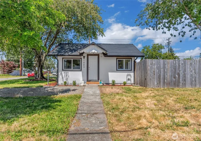 Photo 3 of Single family home for sale at 1403 E 64th Street, Tacoma, WA 98404 | MLS# NWM2557152 | Listing updated on 2026-09-22