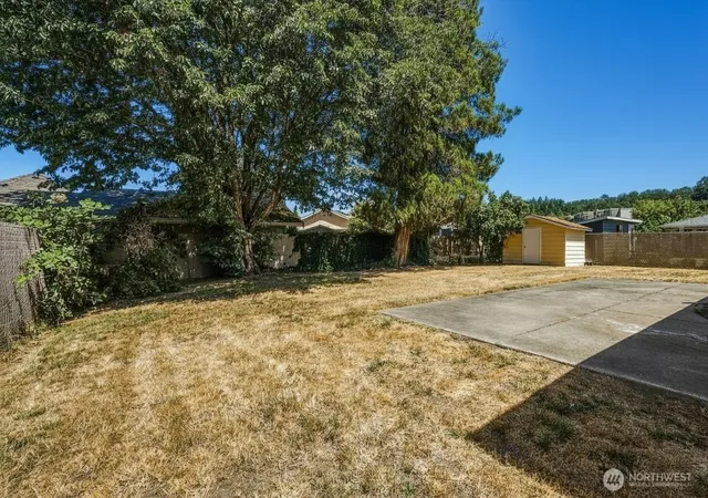 Photo 4 of Single family home for sale at 1225 21st Street SE, Auburn, WA 98002 | MLS# NWM2557163 | Listing updated on 2026-09-30