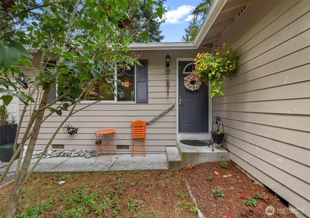 Photo 4 of Single family home for sale at 1251 Russell Dr, Coupeville, WA 98239 | MLS# NWM2557169 | Listing updated on 2026-10-01