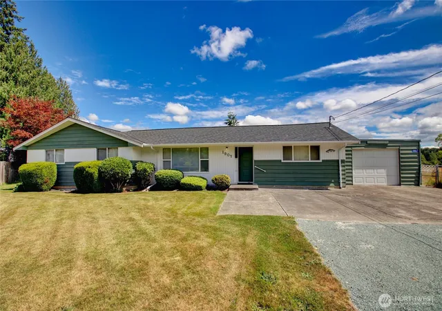 Photo 2 of Sale Pending at 1907 Sparrs Ln, Burlington, WA 98233 | MLS# NWM2557186 | Listing updated on 2026-09-25