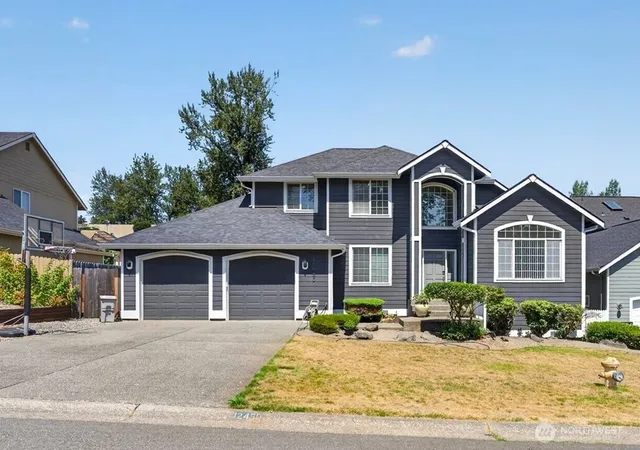 Photo 1 of Single family home for sale at 12450 Se 198th Place, Kent, WA 98031 | MLS# NWM2557212 | Listing updated on 2026-09-22