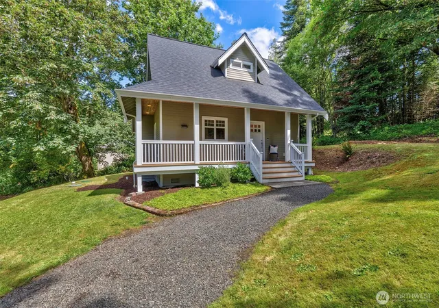 Photo 3 of Sale Pending at 2580 Nw Cnl View Way, Poulsbo, WA 98370 | MLS# NWM2557245 | Listing updated on 2026-09-24