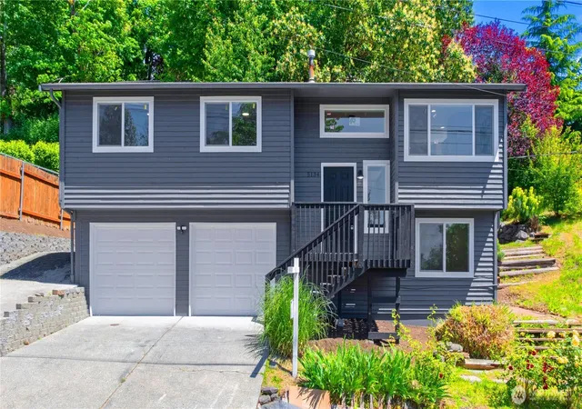 Photo 3 of Single family home for sale at 5134 S Wallace St, Seattle, WA 98178 | MLS# NWM2557313 | Listing updated on 2026-10-01