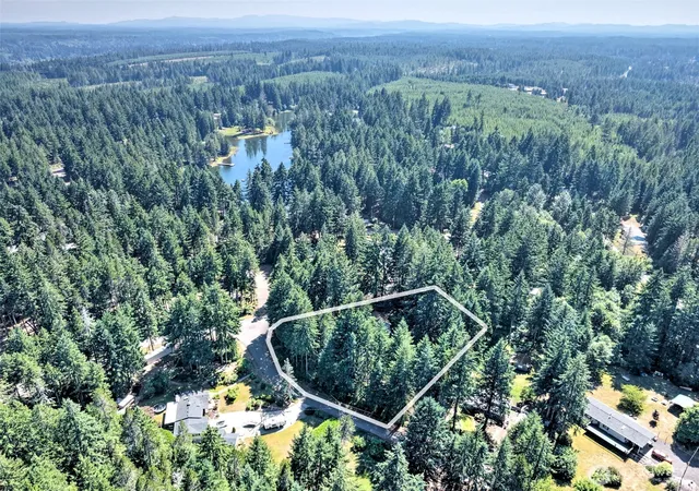 Photo 3 of Sale Pending at 71 E Leisure Ln, Grapeview, WA 98546 | MLS# NWM2557344 | Listing updated on 2026-09-25