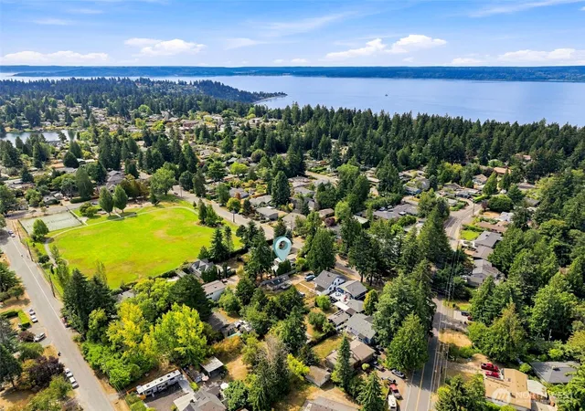 Photo 1 of Single family home for sale at 14622 18th Avenue Sw, Burien, WA 98166 | MLS# NWM2557348 | Listing updated on 2026-09-24