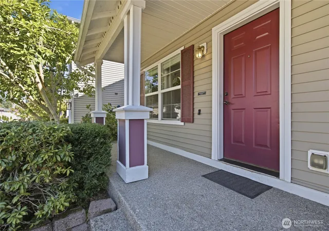 Photo 3 of Single family home for sale at 18144 168th Wy Se, Renton, WA 98058 | MLS# NWM2557358 | Listing updated on 2026-09-23