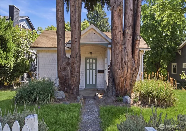 Photo 1 of Sale Pending at 7730 17th Avenue Ne, Seattle, WA 98115 | MLS# NWM2557367 | Listing updated on 2026-09-25