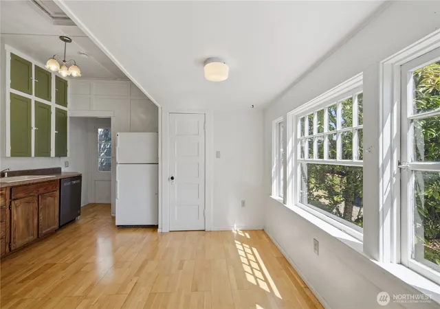Photo 4 of Sale Pending at 7730 17th Avenue NE, Seattle, WA 98115 | MLS# NWM2557367 | Listing updated on 2026-09-25