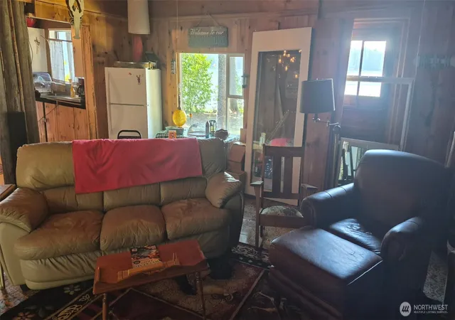 Photo 4 of Single family home for sale at 282 Thompson St, Riverside, WA 98849 | MLS# NWM2557373 | Listing updated on 2026-09-23
