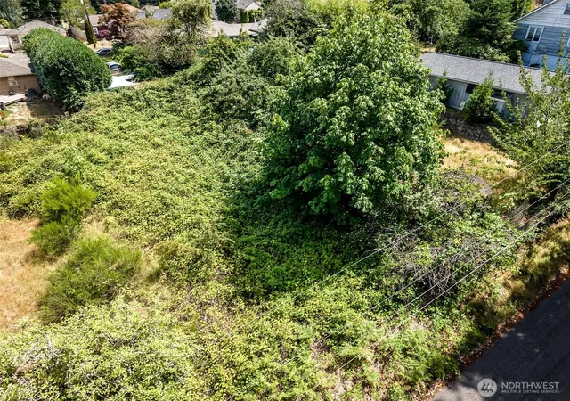 Photo 3 of Land for sale at 624 Dora Ave, Bremerton, WA 98312 | MLS# NWM2557377 | Listing updated on 2026-09-23