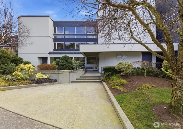 Photo 3 of Condo for sale at 1400 Taylor Ave N #201, Seattle, WA 98109 | MLS# NWM2557428 | Listing updated on 2026-09-23