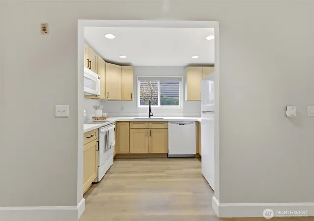 Photo 4 of Condo for sale at 1400 Taylor Ave N #201, Seattle, WA 98109 | MLS# NWM2557428 | Listing updated on 2026-09-23