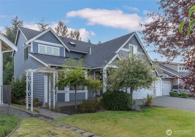 Photo 3 of Single family home for sale at 20122 194th Avenue E, Orting, WA 98360 | MLS# NWM2557459 | Listing updated on 2026-09-23