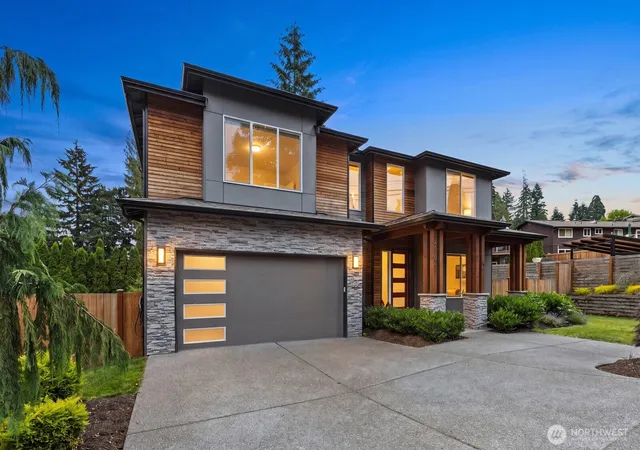 Photo 2 of Single family home for sale at 22005 4th Avenue W, Bothell, WA 98021 | MLS# NWM2557475 | Listing updated on 2026-10-02