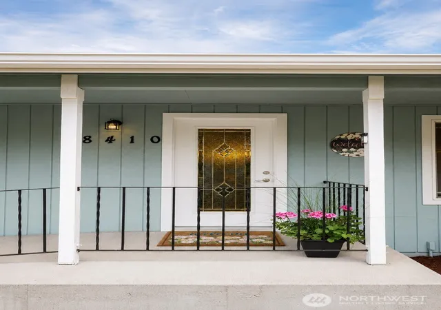 Photo 3 of Sale Pending at 8410 Kaster Dr Ne, Bremerton, WA 98311 | MLS# NWM2557482 | Listing updated on 2026-09-25