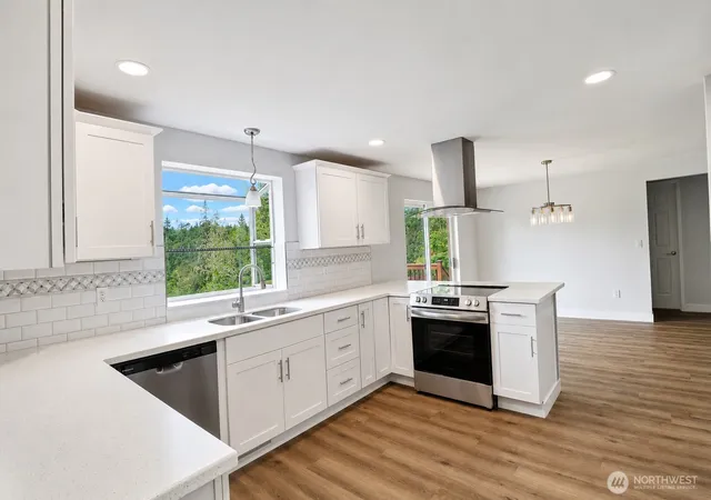 Photo 3 of Sale Pending at 8410 Kaster Dr NE, Bremerton, WA 98311 | MLS# NWM2557482 | Listing updated on 2026-09-25