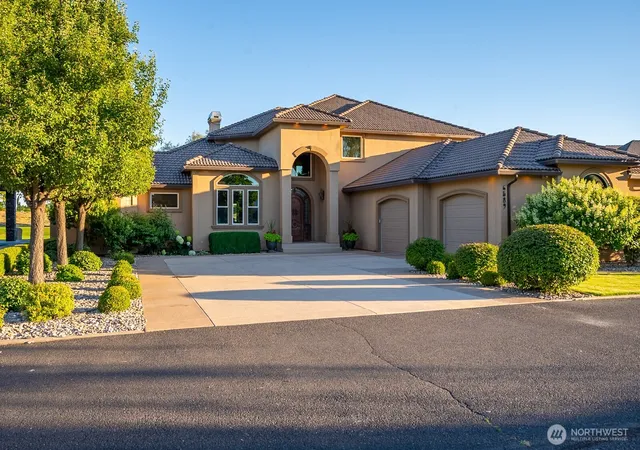 Photo 1 of Single family home for sale at 6589 Eagle Dr Ne, Moses Lake, WA 98837 | MLS# NWM2557498 | Listing updated on 2026-09-24