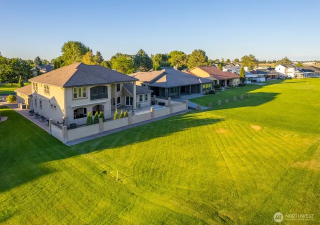 Photo 3 of Single family home for sale at 6589 Eagle Dr Ne, Moses Lake, WA 98837 | MLS# NWM2557498 | Listing updated on 2026-09-24