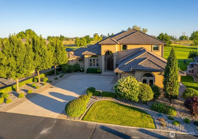 Photo 4 of Single family home for sale at 6589 Eagle Dr NE, Moses Lake, WA 98837 | MLS# NWM2557498 | Listing updated on 2026-09-24