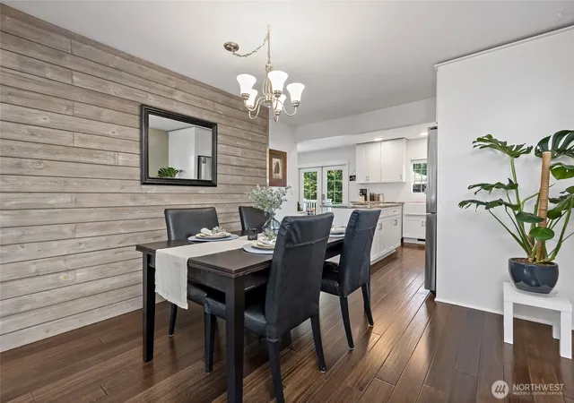Photo 4 of Single family home for sale at 8105 44th Street W, University Place, WA 98466 | MLS# NWM2557561 | Listing updated on 2026-10-01