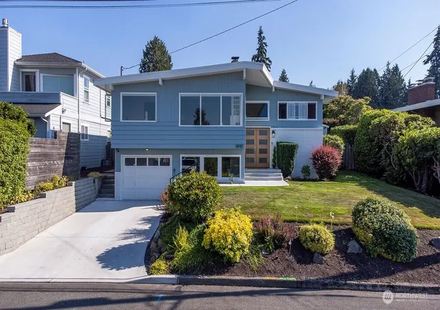 Photo 1 of Single family home for sale at 1010 Daley St, Edmonds, WA 98020 | MLS# NWM2557562 | Listing updated on 2026-09-23