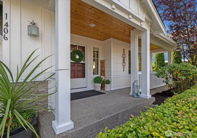 Photo 3 of Single family home for sale at 1406 72nd Avenue Se, Lake Stevens, WA 98258 | MLS# NWM2557566 | Listing updated on 2026-10-02