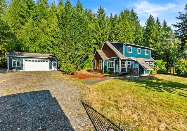 Photo 2 of Single family home for sale at 222 Oxbow Lake Ln, Toledo, WA 98591 | MLS# NWM2557575 | Listing updated on 2026-09-24