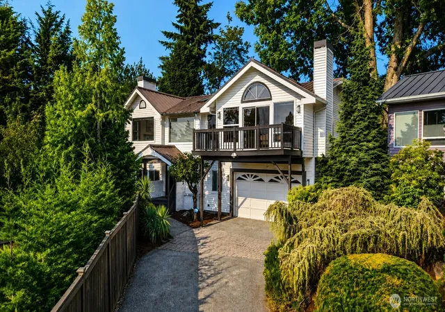 Photo 3 of Single family home for sale at 1630 2nd Street, Kirkland, WA 98033 | MLS# NWM2557615 | Listing updated on 2026-10-01