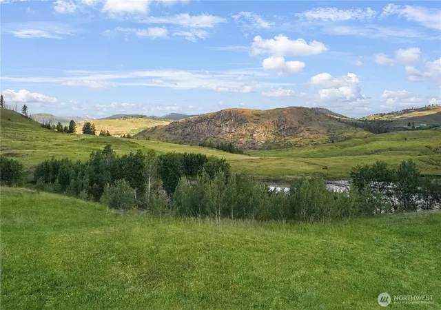 Photo 1 of Land for sale at 0 Hidden Hills Ln, Tonasket, WA 98855 | MLS# NWM2557627 | Listing updated on 2026-09-23
