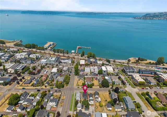 Photo 4 of Single family home for sale at 2120 N 29th Street, Tacoma, WA 98403 | MLS# NWM2557634 | Listing updated on 2026-09-23