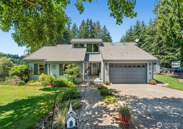 Photo 2 of Single family home for sale at 221 Dieckman Rd, Chehalis, WA 98532 | MLS# NWM2557642 | Listing updated on 2026-09-23