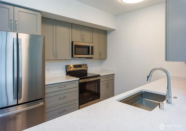 Photo 3 of Condo for sale at 623 Morris St Ct #E1, La Conner, WA 98257 | MLS# NWM2557673 | Listing updated on 2026-09-22