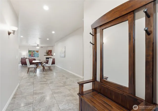 Photo 3 of Single family home for sale at 20 Luther Ct, Malaga, WA 98828 | MLS# NWM2557690 | Listing updated on 2026-09-23