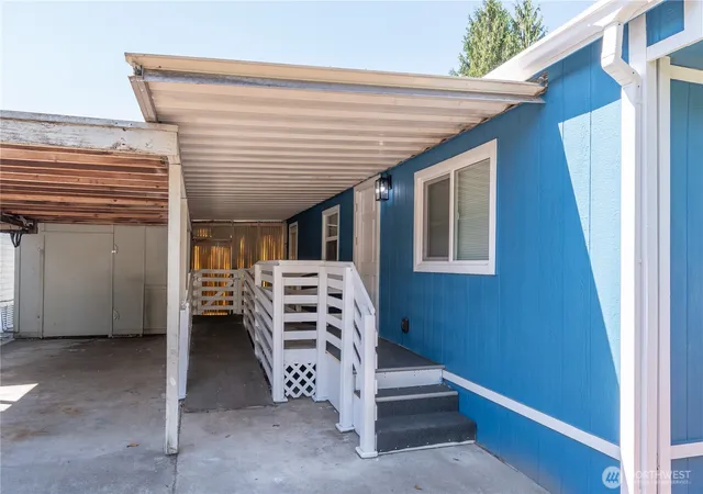 Photo 2 of Manufactured home for sale at 5214 72nd Avenue E #20, Puyallup, WA 98371 | MLS# NWM2557701 | Listing updated on 2026-09-23