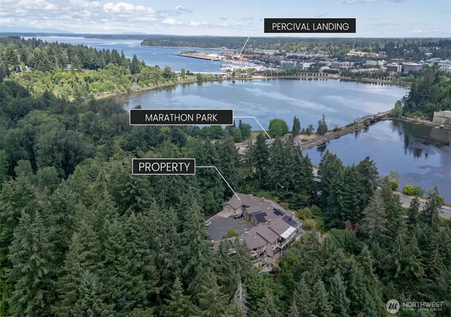 Photo 3 of Condo for sale at 1406 Evergreen Park Ln SW, Olympia, WA 98502 | MLS# NWM2557703 | Listing updated on 2026-09-23