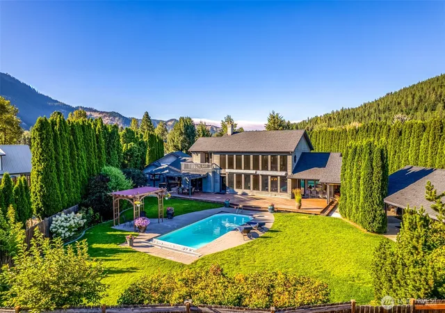 Photo 2 of Single family home for sale at 77 Joyful Pl, Leavenworth, WA 98826 | MLS# NWM2557724 | Listing updated on 2026-09-23