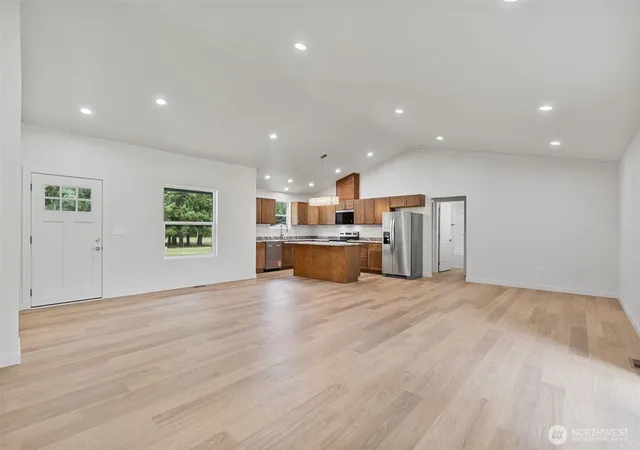 Photo 3 of Single family home for sale at 903 Byham Rd, Winlock, WA 98596 | MLS# NWM2557739 | Listing updated on 2026-09-21