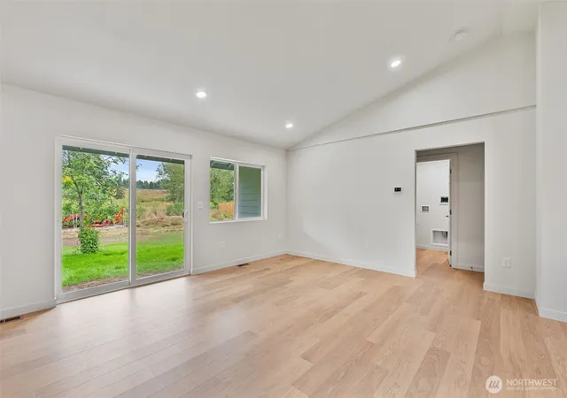 Photo 4 of Single family home for sale at 903 Byham Rd, Winlock, WA 98596 | MLS# NWM2557739 | Listing updated on 2026-09-21