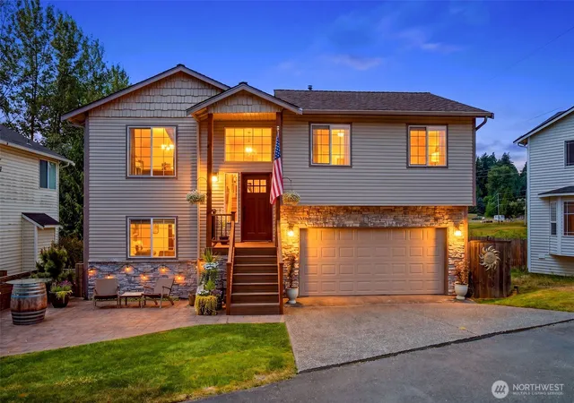 Photo 1 of Contingent at 1102 20th Street, Snohomish, WA 98290 | MLS# NWM2557748 | Listing updated on 2026-09-23