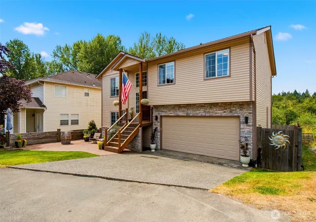 Photo 2 of Contingent at 1102 20th Street, Snohomish, WA 98290 | MLS# NWM2557748 | Listing updated on 2026-09-23