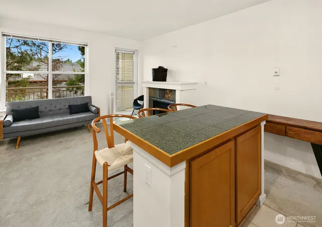 Photo 4 of Condo for sale at 2901 NE Blakeley St #306, Seattle, WA 98105 | MLS# NWM2557754 | Listing updated on 2026-10-01