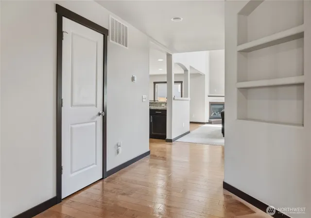 Photo 3 of Single family home for sale at 301 Barry Loop, Mount Vernon, WA 98274 | MLS# NWM2557768 | Listing updated on 2026-09-27