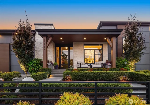 Photo 2 of Sale Pending at 1223 2nd Street, Kirkland, WA 98033 | MLS# NWM2557783 | Listing updated on 2026-09-25